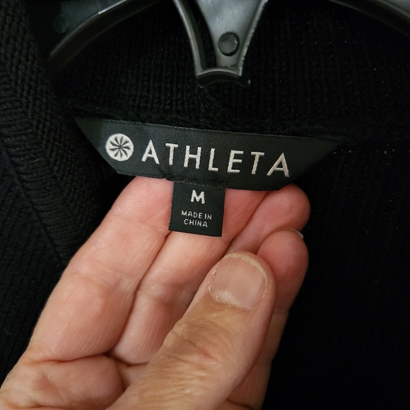 Beautiful new Athleta sweater coat. Black, size Medium. - Picture 6 of 10